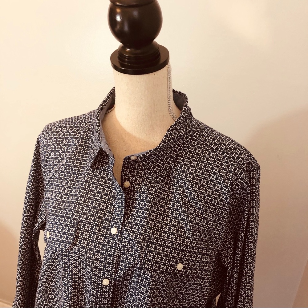 Navy Cotton Long Sleeved Button Down Size 2X